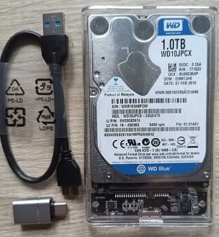 Externí 1 TB disk USB 3.0 + USB-C skládaný 100% stav screen