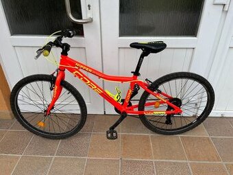 Lehké dětské kolo Core Nipper 24"