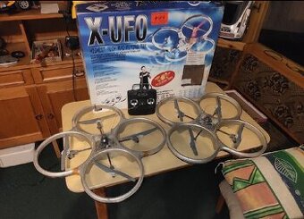 4x dron Parrot + Silver
