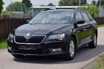Škoda Superb 1.4 TSI Active kombi 25 000 km