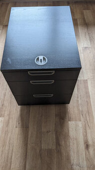 Ikea Galant zasuvkovy dil na koleckach - 1