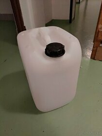 Plastové kanystry 20l - 1