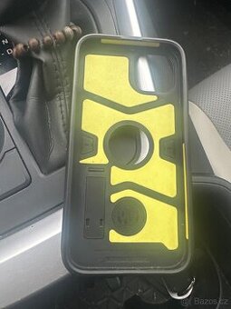 Kryt Spigen Iphone 13