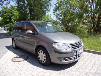 Volkswagen Touran 1.9 TDI,Confortline,Webasto,2.majitel