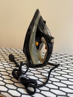 Philips Azur Performer Plus Steam Iron, IKEA žehlicí prkno