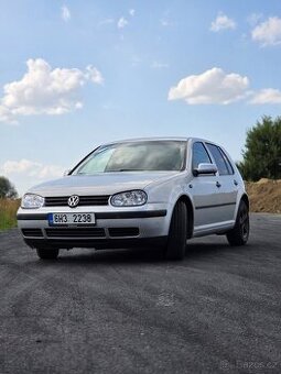 Golf 4