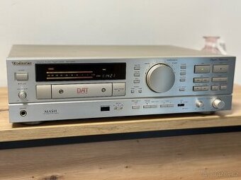 TECHNICS SV-DA10 KVALITNÍ DAT REKORDÉR
