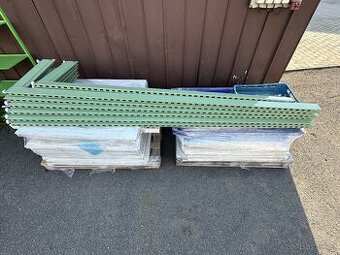 Obchodní regály Tegometall – 16 m, komplet se zády a policem