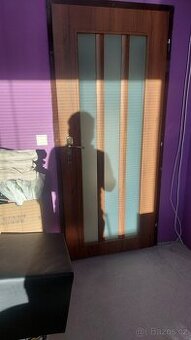 Prodám velmi pěkné dřevěné prosklené dveře