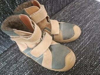 Zimní boty velikost 28