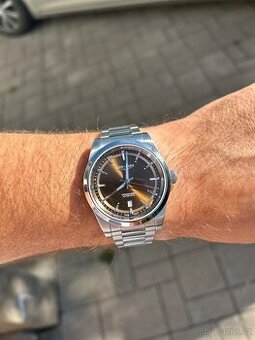 Longines Conquest  41mm Luxusní švýcarské hodinky