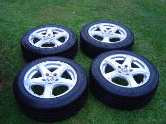 4XZIMNÍ HLINÍKOVÁ KOLA ŠKODA OCTAVIA III,II 205/55 R16