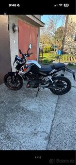 Ktm duke 125 motorka