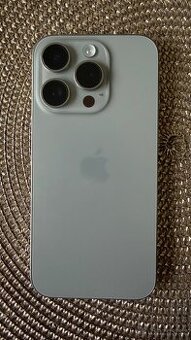 iPhone 15 Pro, 256 GB, Přírodní titan
