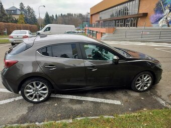 Mazda 3 Hatchback 2,0     88kw