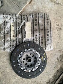 Lamela spojky Luk, 038141032E