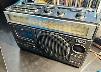 RADIO HITACHI TRK -5320E