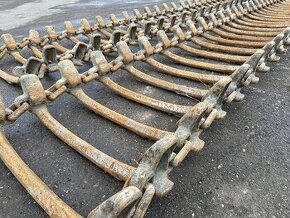 kolopasy na EQUUS 175N 6WDC