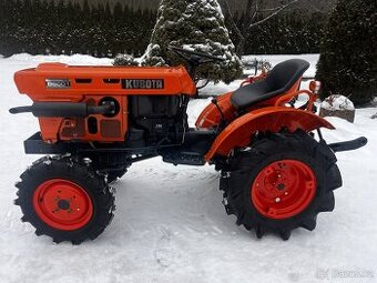 Malotraktor Kubota B6001 3válec 4x4 RePAS