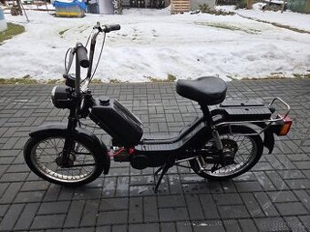 Babetta 210 s kartičkou, černá 2.