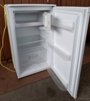 Lednička Zanussi ZRG 10800WA bílá