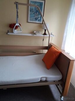 Polohovací postel Burmeier Dali + matrace a dovoz