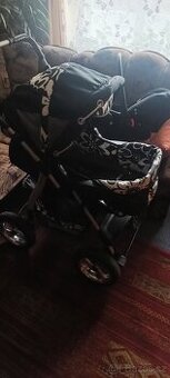 Kočárek a autosedačka