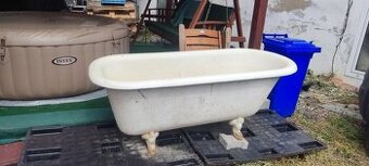 retro volne stojici litinova vana