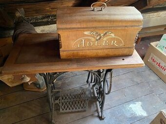 starožitný šicí stroj ADLER (r. v. cca 1908) – TOP STAV