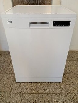 Myčka nádobí Beko 3x koš