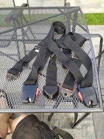 škoda 110 R 100 L 110 LS bezpečnostní pásy