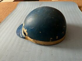 Stara helma s ksiltem - 1