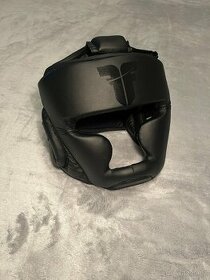 Ochranná helma Sparring