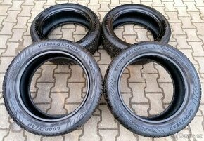 Zánovní celoroční pneumatiky Goodyear 235/50/18