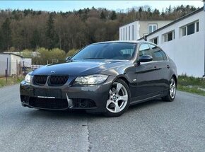 BMW 330i E90