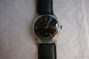 Pěkné, staré, funkční,  hodinky Prim Brusel černé