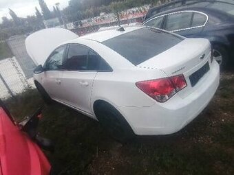 Chevrolet Cruze 2.0 vcdi 110kw Díly
