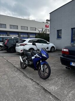 Honda cbr125r 34999kč