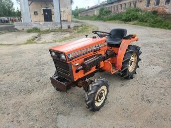 JAPONSKÝ MALOTRAKTOR HINOMOTO C144 4X4