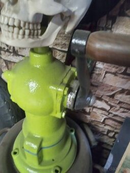Pumpa na oil