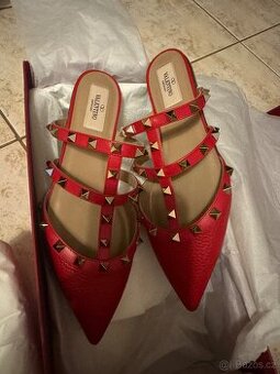 Valentino garavani 36 red červene boty
