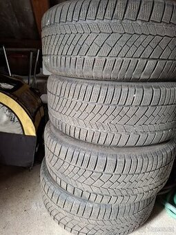 Zimní Continental 255/55/18