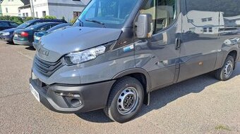 NOVÉ ZIMNÍ PNEU - CONTINENTAL 235x65 R16 C - LEVNĚ