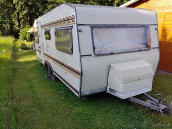 Obytný karavan