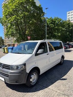 VW-T5-Volkswagen-9 míst -DSG-T5-2,0tdi-102kw.r.v.2011