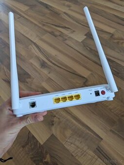 Router ZTE ZXHN F670L - 1