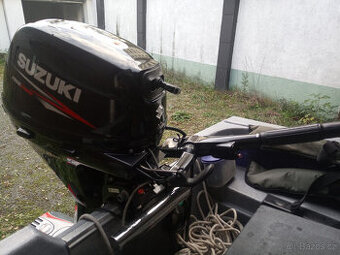 Přívěsný motor Suzuki DF 20 AL s dlouhou hřídelí, oj, rok vý