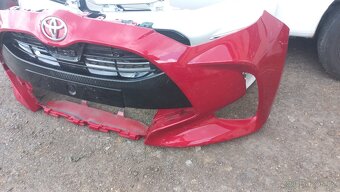 TOYOTA YARIS III LIFT 17-20 Naraznik