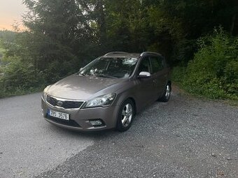 Prodám Kia Ceed combi