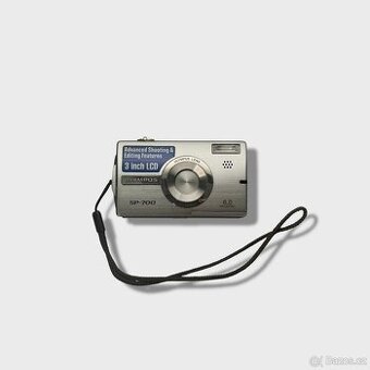OLYMPUS SP-700 digital camera
